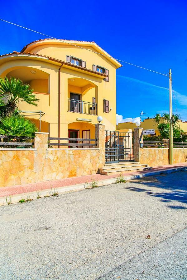 Casa Vacanze L'Orizzonte Aparthotel Valderice Exterior foto